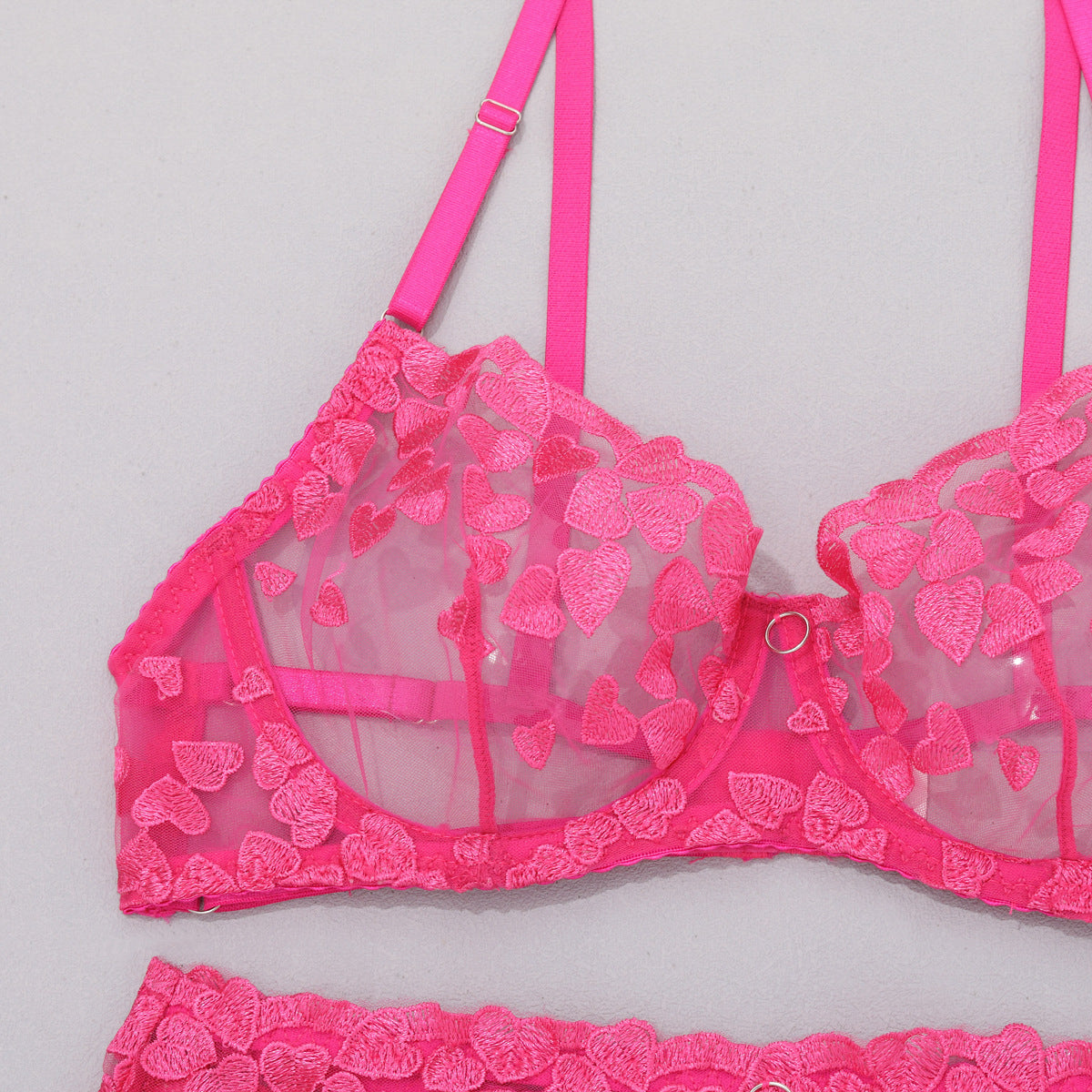 Zestaw bielizny koronkowej czteroczęściowy z pasem do pończoch Ughetta