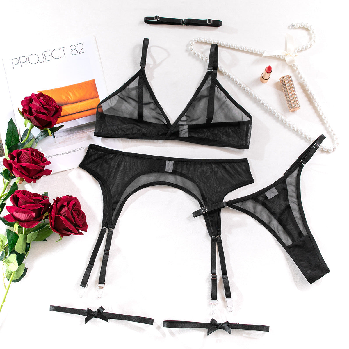 Komplet bielizny z delikatnych materiałów na romantyczne wieczory Carmelita Czarny2