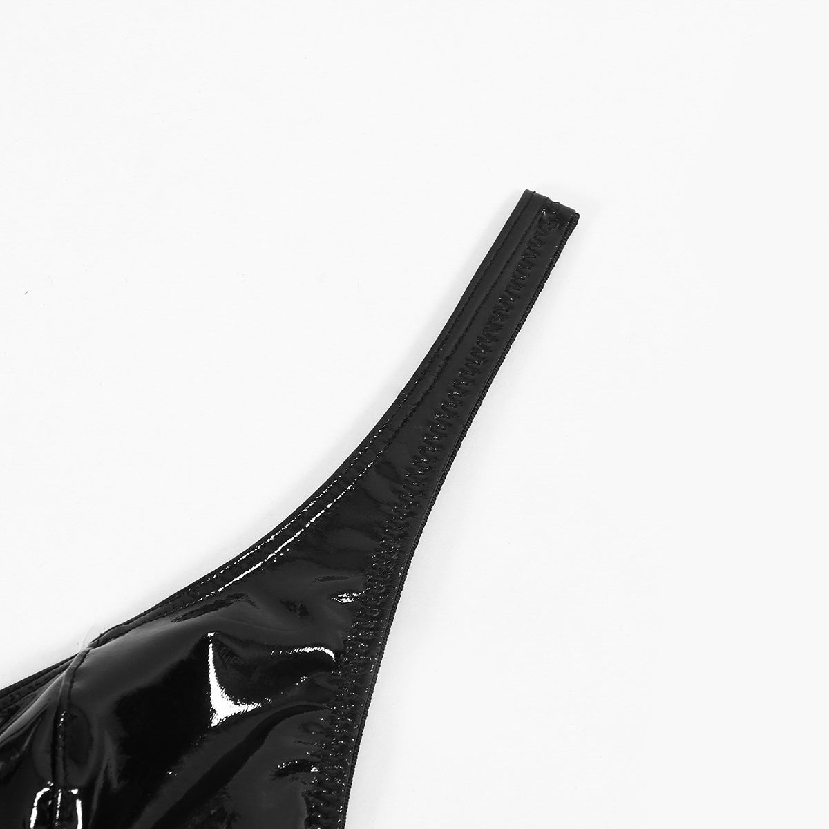 Komplet bielizny z delikatnym biustonoszem i majtkami Dea