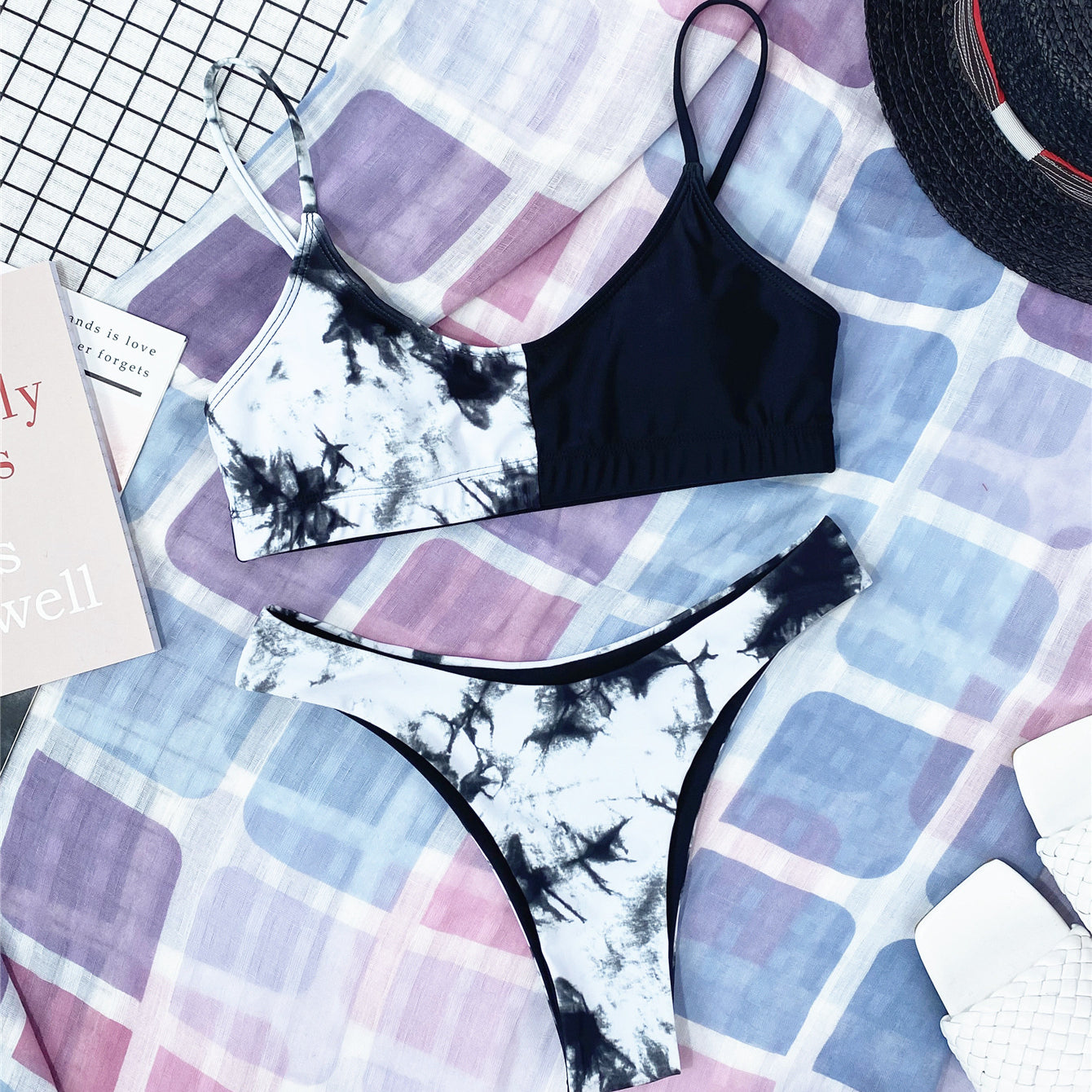 Strój kąpielowy dwuczęściowy z wysokiej jakości materiałów na plażę i basen Everarda Multikolor