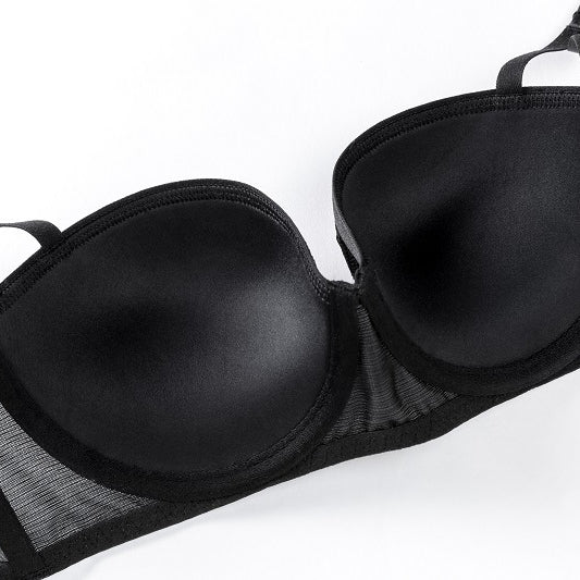 Komplet bielizny z subtelnymi zdobieniami na specjalne okazje Suphiye