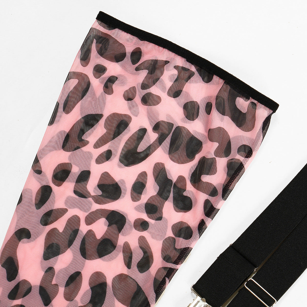 Komplet bielizny z wycięciami z dopasowanego materiału Gentjana