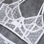 Komplet bielizny z siateczki z biustonoszem i stringami na romantyczne wieczory Zonda
