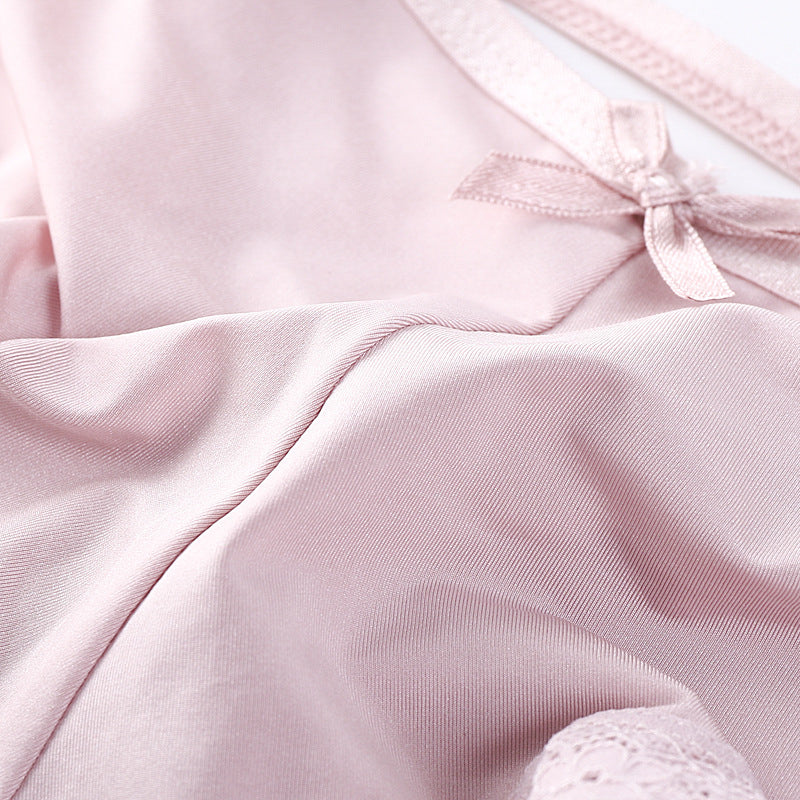 Majtki z koronką i wycięciem na specjalne okazje Kantha