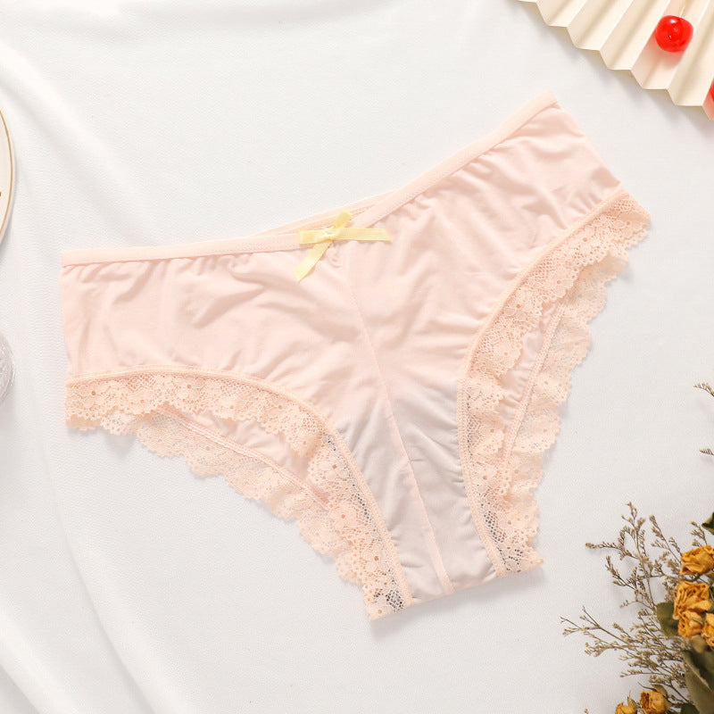 Majtki z koronką i wycięciem na specjalne okazje Kantha Różowy