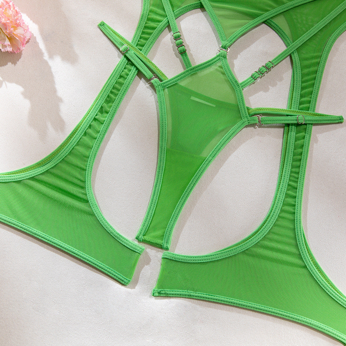 Pas do pończoch z zestawem na romantyczne wieczory Chihoko