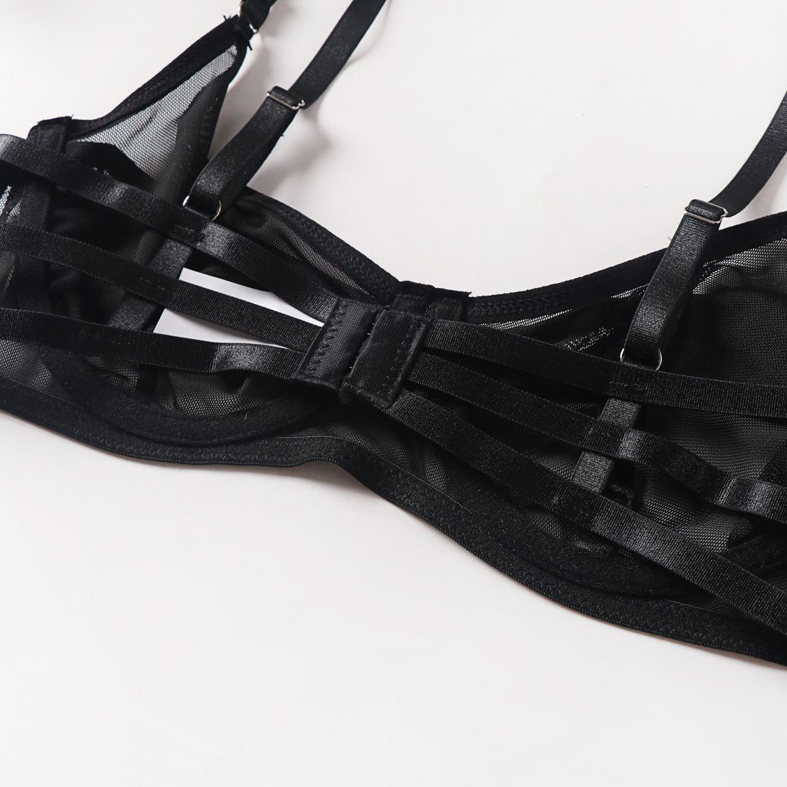 Pas do pończoch z zestawem na romantyczne wieczory Chihoko