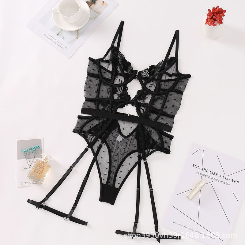 Komplet bielizny z koronką i siateczkowymi wstawkami Yahavit Czarny