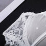 Komplet bielizny koronkowej z eleganckimi detalami Shaquana