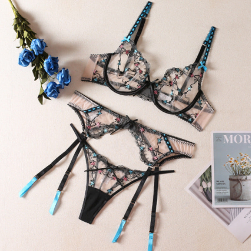 Komplet bielizny z haftem na romantyczne wieczory Vedrana Multikolor