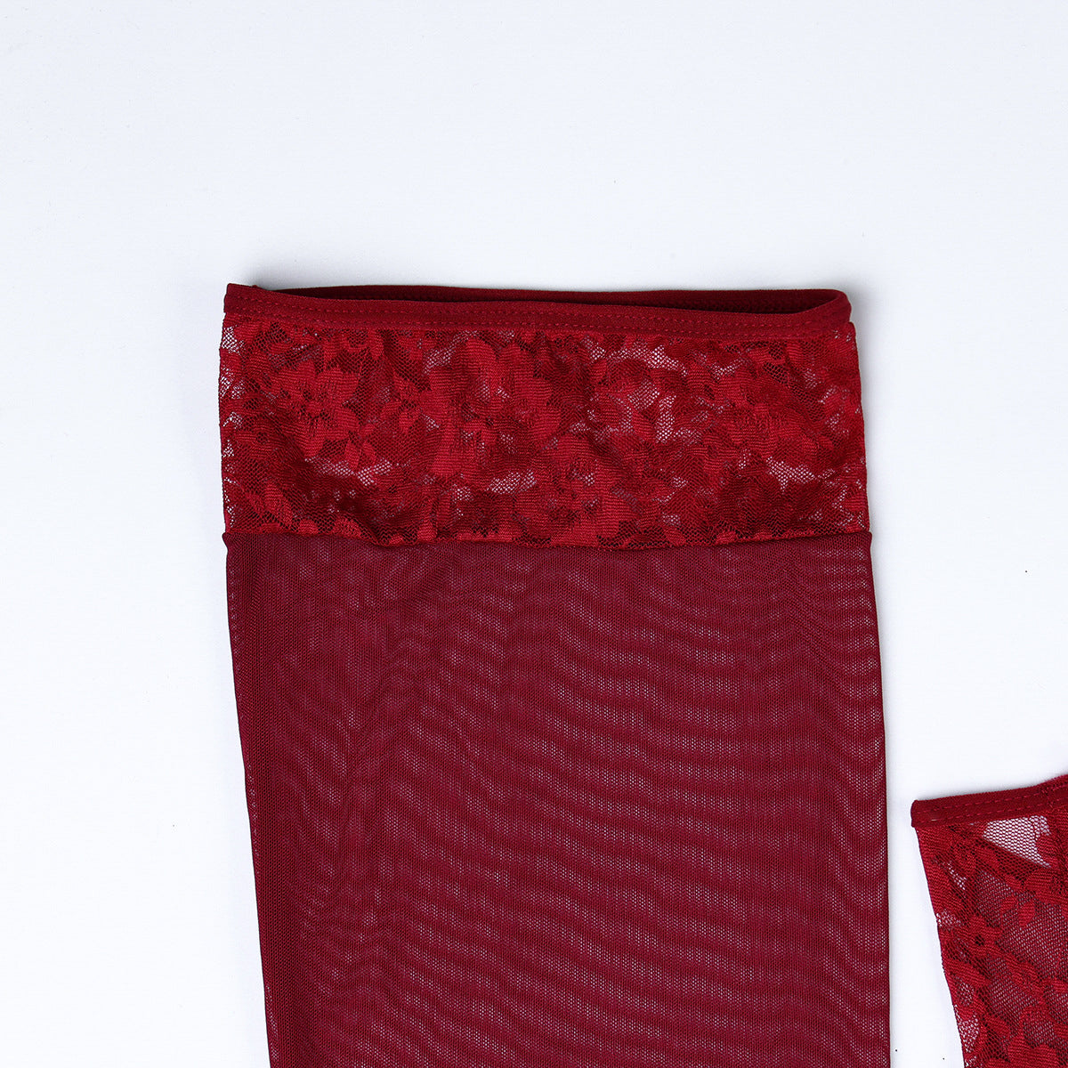 Gorset koronkowy z regulowanymi paskami na romantyczne wieczory Maliyah