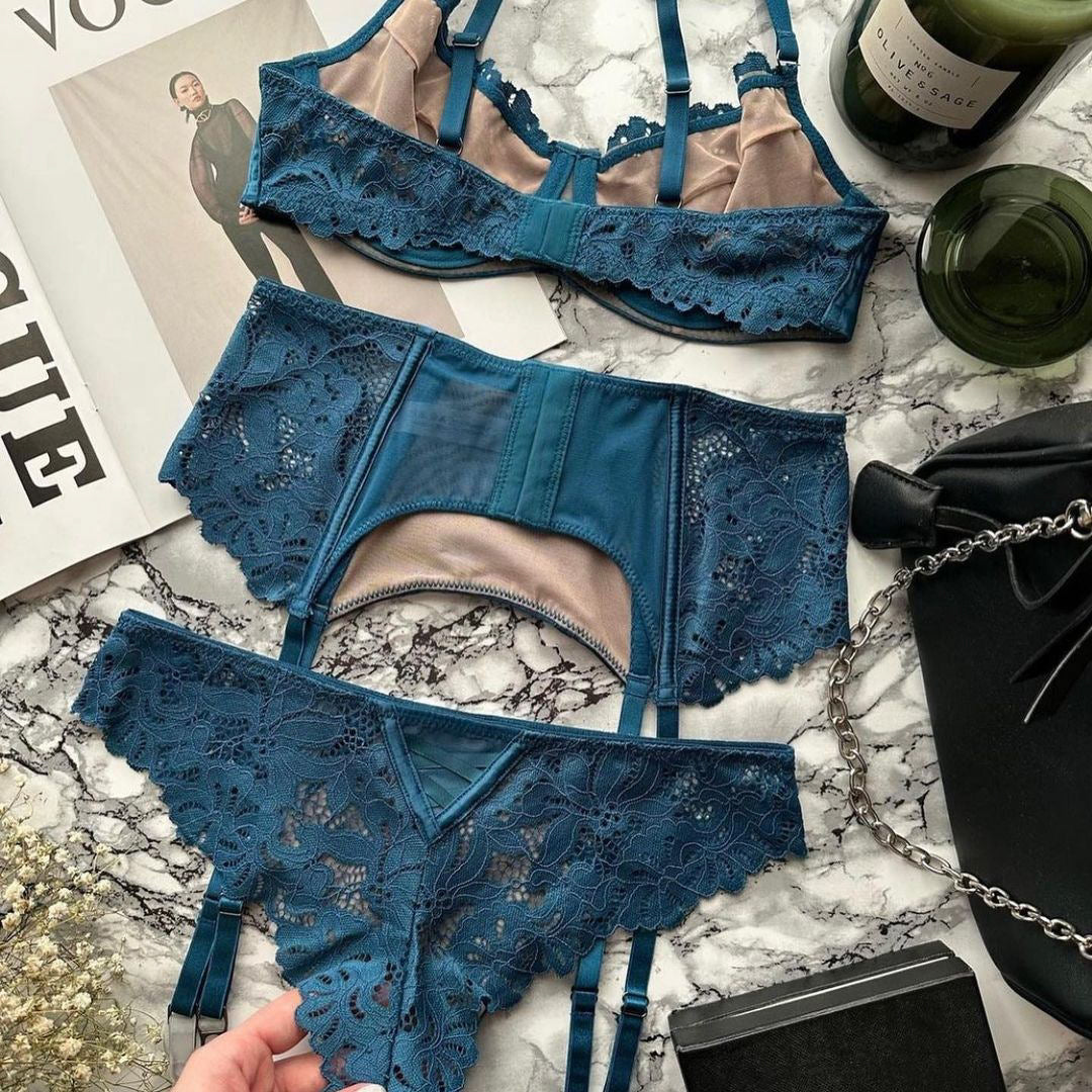 Komplet bielizny koronkowej z satynowym wykończeniem Junette Niebieski